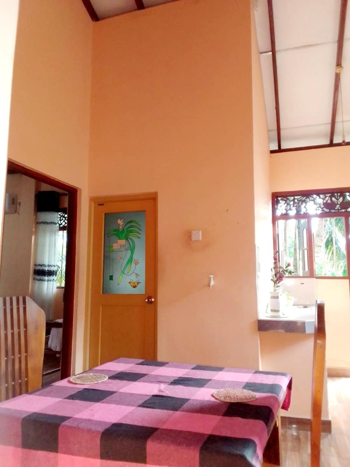 Nisadi Villa Bentota Kültér fotó